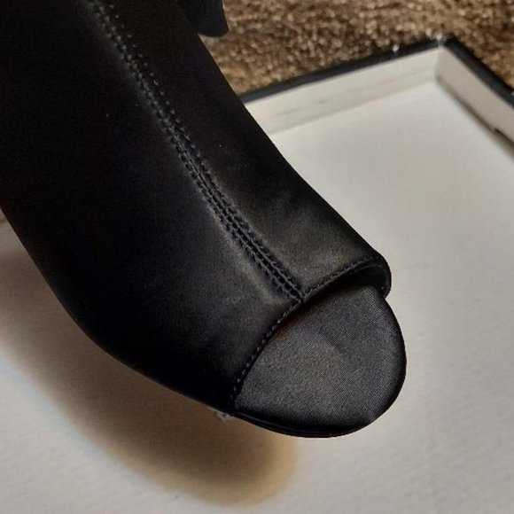 Satin Stretch Boots - Picture 3 of 5